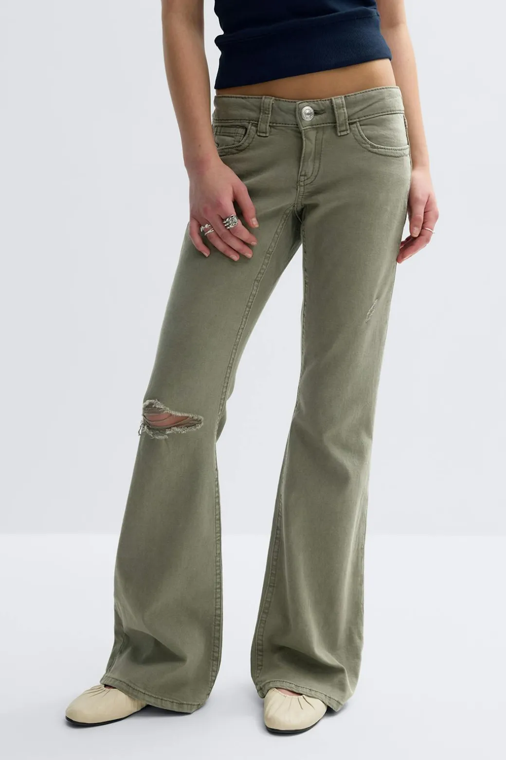 Y one knee destroy jeans