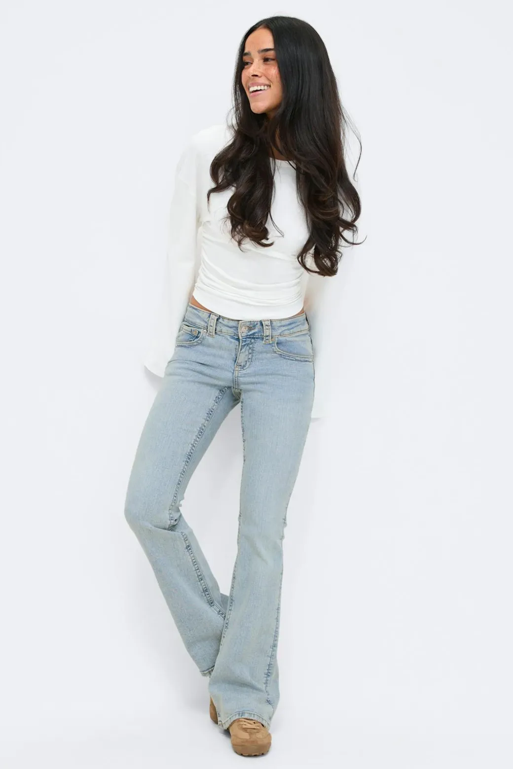 Y2k low bootcut jeans