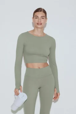 Yoga twist top